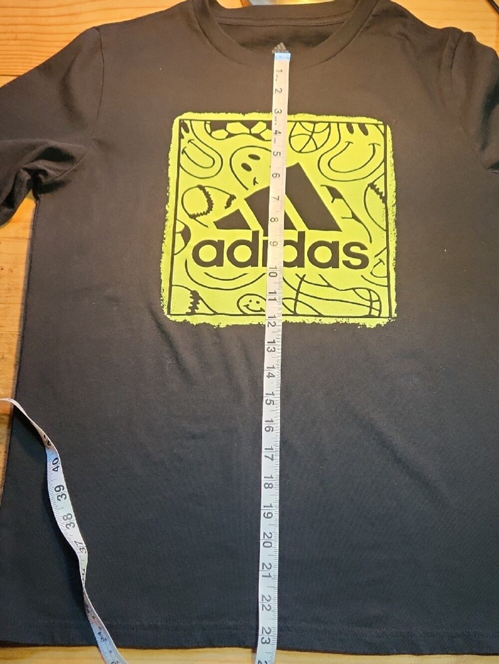 adidas Black Long Sleeve Tee with Neon Yellow Graphic,‎ Sz 18-20. - Picture 10 of 10